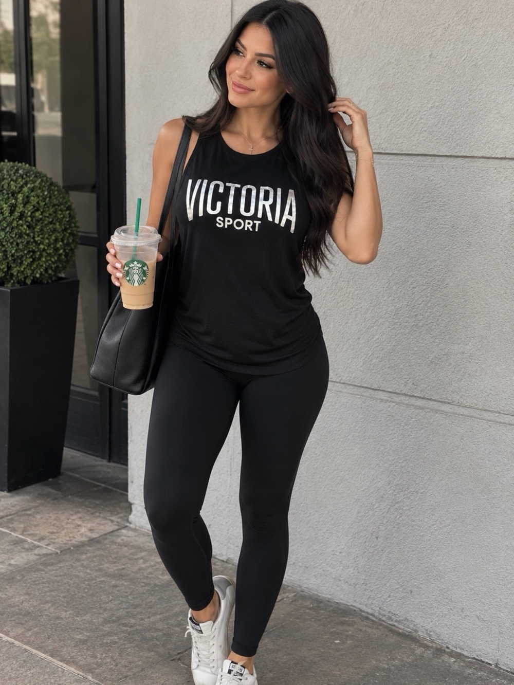 🖤🩶 Victoria’s Secret VSX Sport Open Tied Back Logo Tank 🩶🖤